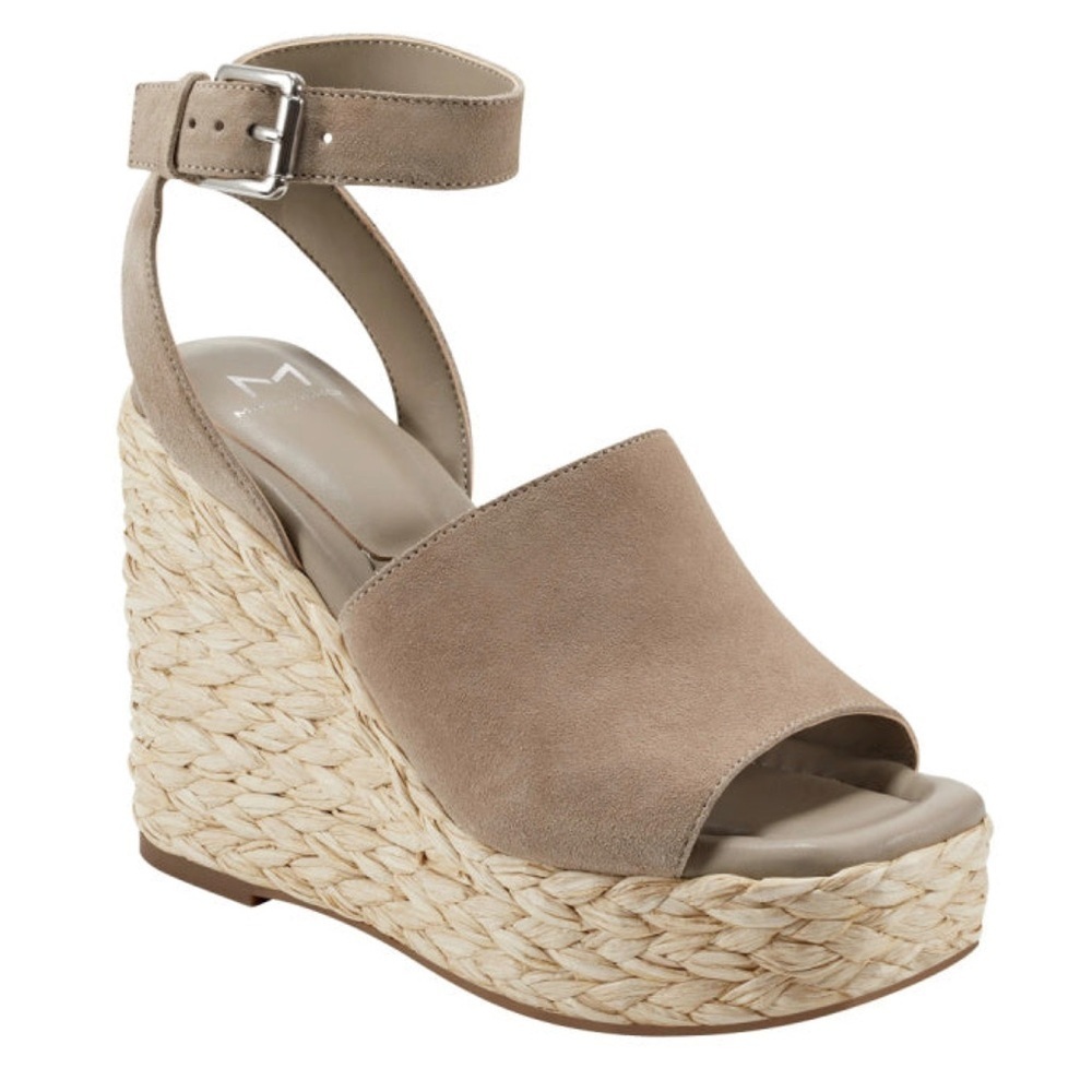 NWT — Marc Fisher Aliya Tan Espadrille Wedges, Summer or Office Casual Size 11